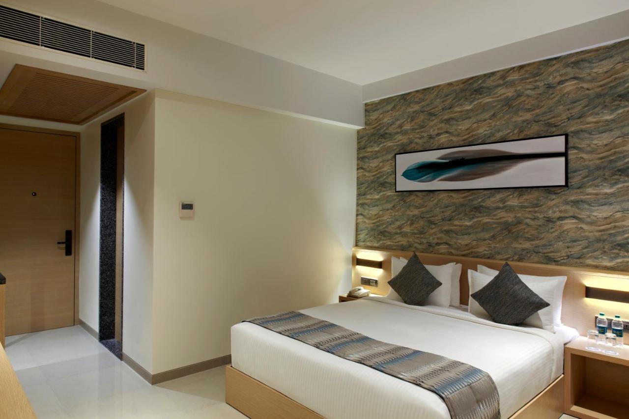 Click Hotel Bangalore - International Airport Devanahalli Exteriör bild