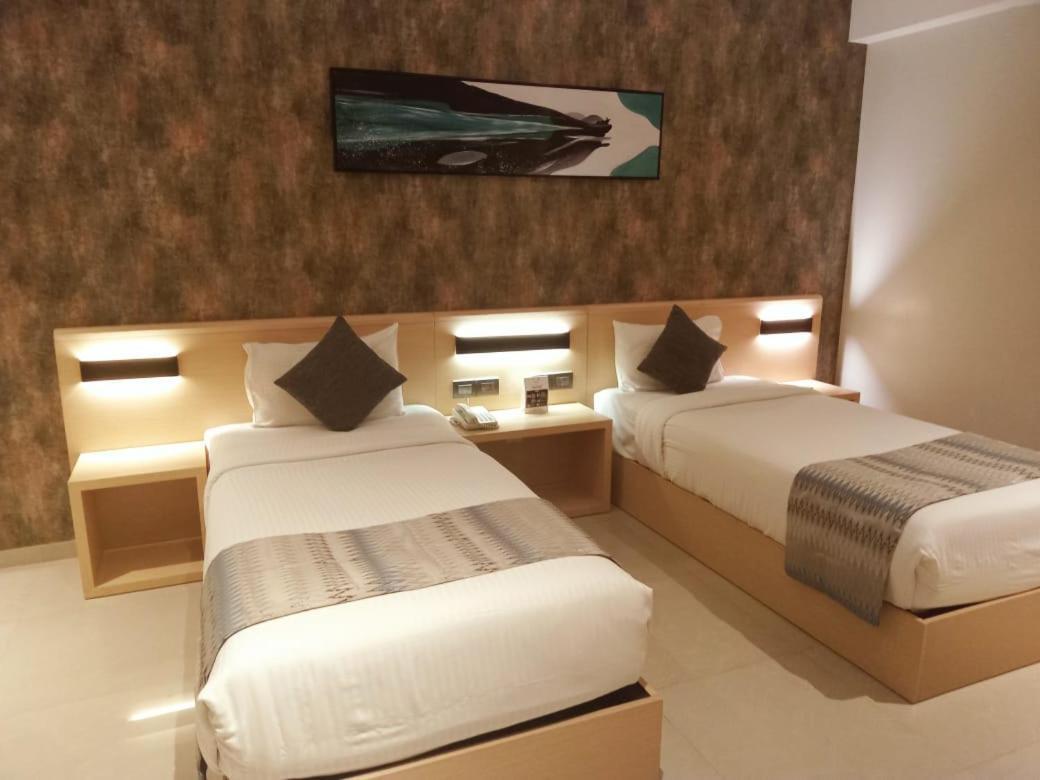 Click Hotel Bangalore - International Airport Devanahalli Exteriör bild