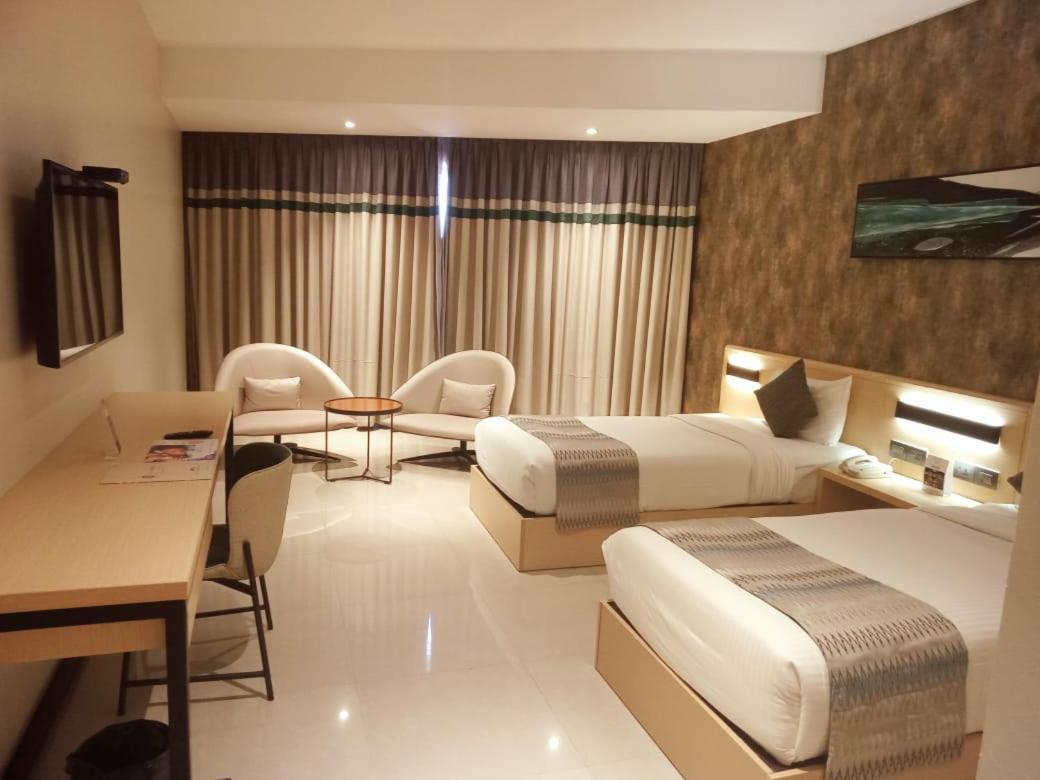 Click Hotel Bangalore - International Airport Devanahalli Exteriör bild